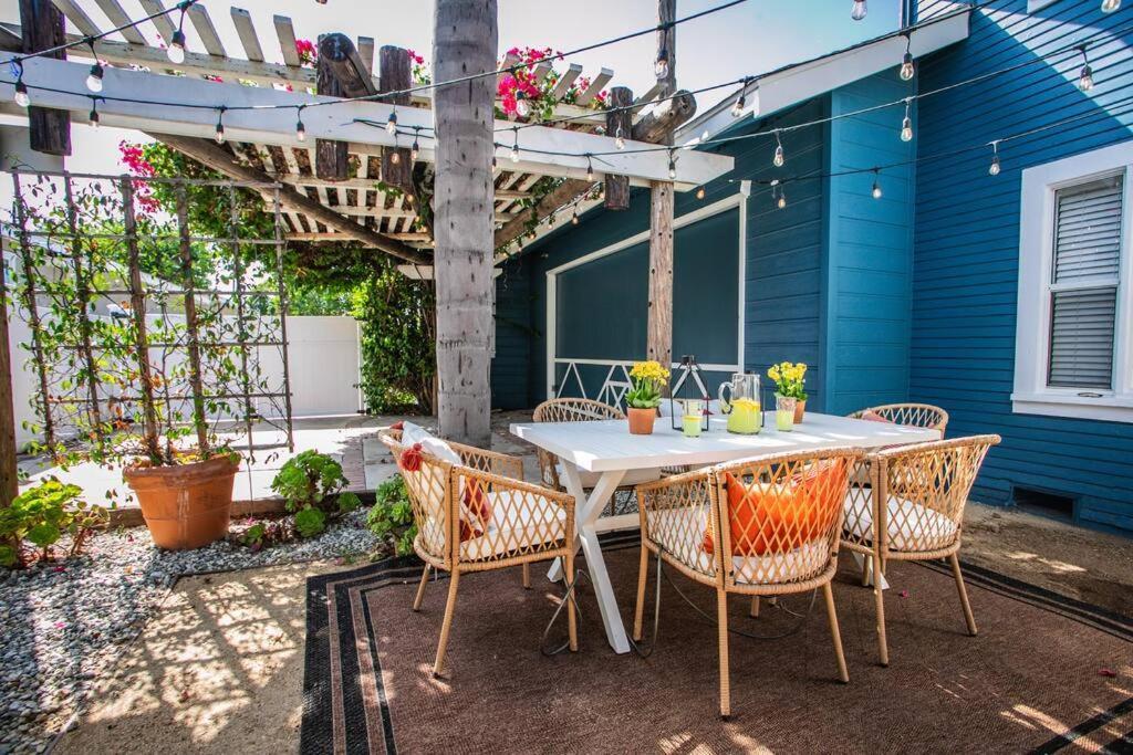 Apartment Located In Historic District Mins To Downtown, Beaches & Convention Center Long Beach Exterior photo